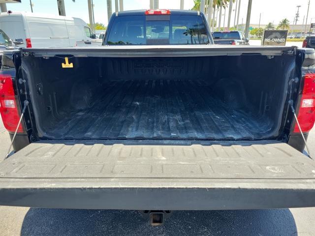 Photo of 2018 Onyx Black GMC Sierra 3500