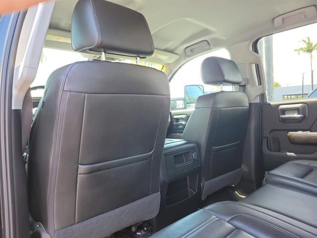 Photo of 2018 Onyx Black GMC Sierra 3500