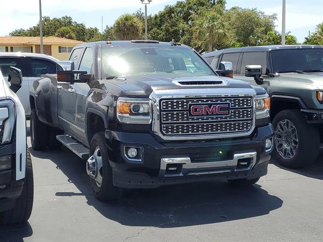 Photo of 2018 Onyx Black GMC Sierra 3500