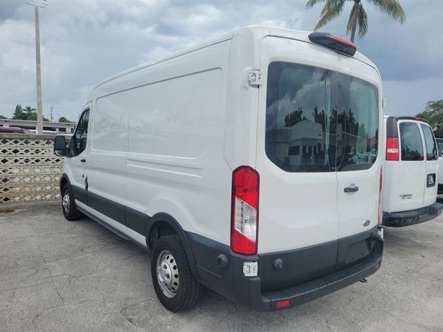 Photo of 2020 Oxford White Ford Transit-250