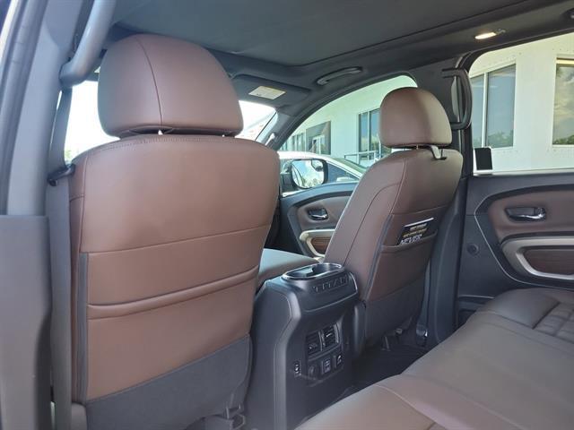 Photo of 2024 Super Black Nissan Titan