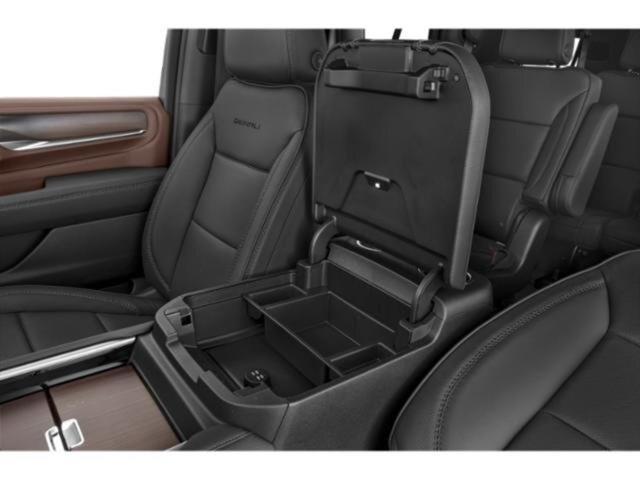 Photo of 2022 WHITE GMC Yukon