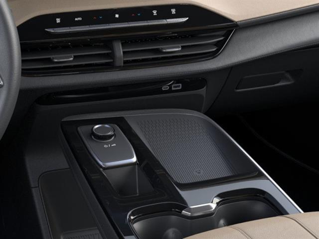 Photo of 2025 White Frost Tricoat Buick Enclave