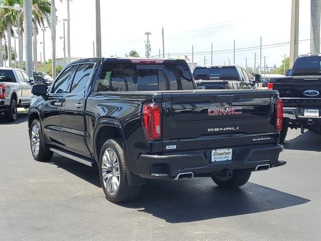 Photo of 2024 Onyx Black GMC Sierra 1500