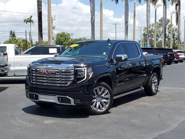 Photo of 2024 Onyx Black GMC Sierra 1500