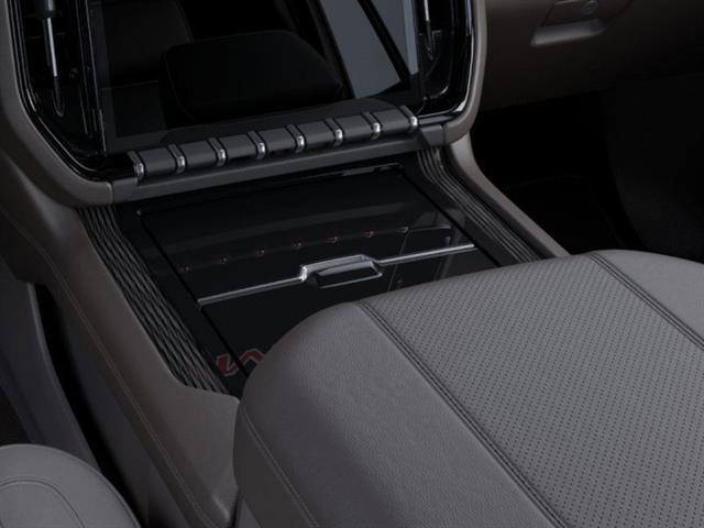 Photo of 2025 Summit White GMC Yukon