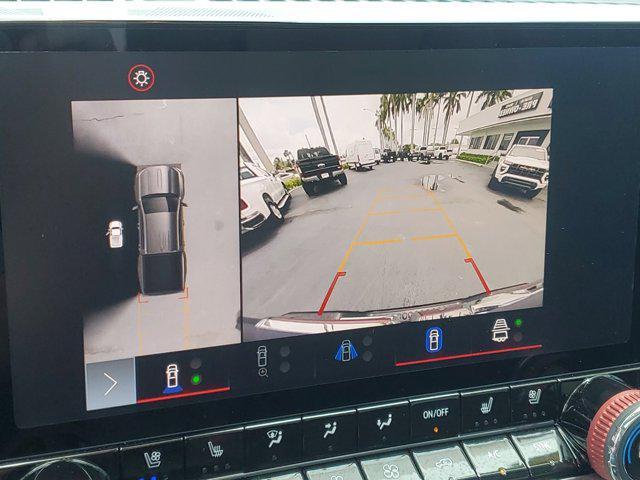 Photo of 2024 Onyx Black GMC Canyon