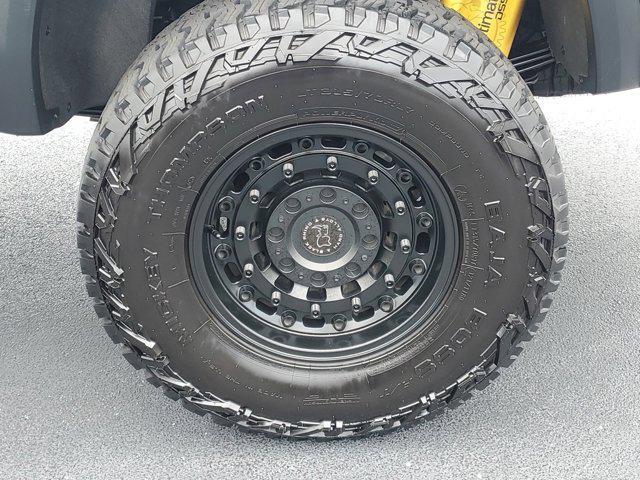 Photo of 2024 Onyx Black GMC Canyon