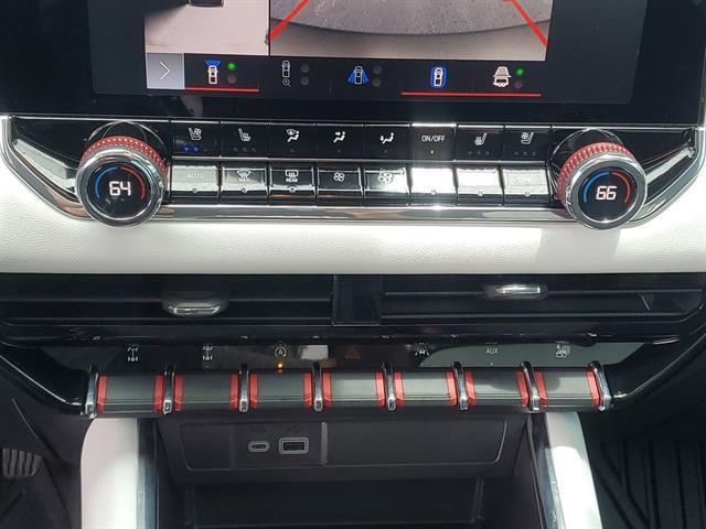 Photo of 2024 Onyx Black GMC Canyon
