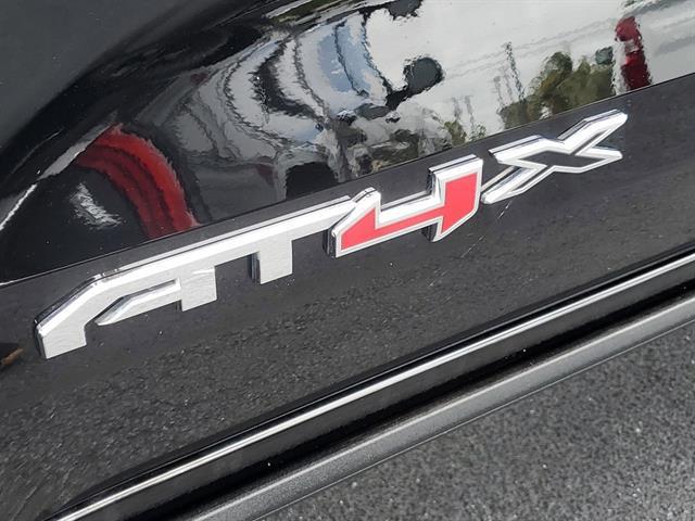 Photo of 2024 Onyx Black GMC Canyon