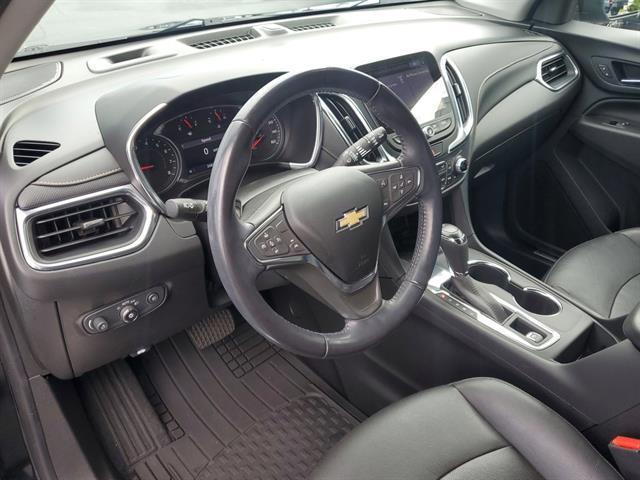 Photo of 2021 Mosaic Black Metallic Chevrolet Equinox
