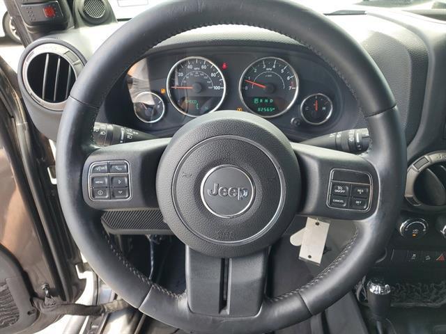 Photo of 2014 GREY Jeep Wrangler Unlimited