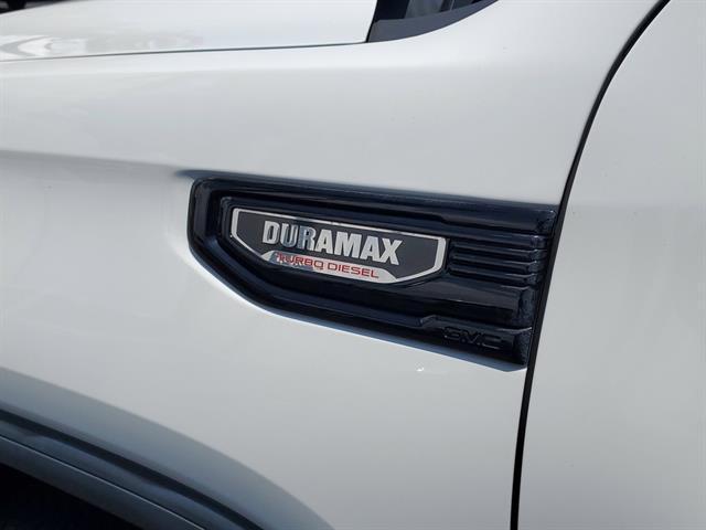 Photo of 2021 Summit White GMC Sierra 1500