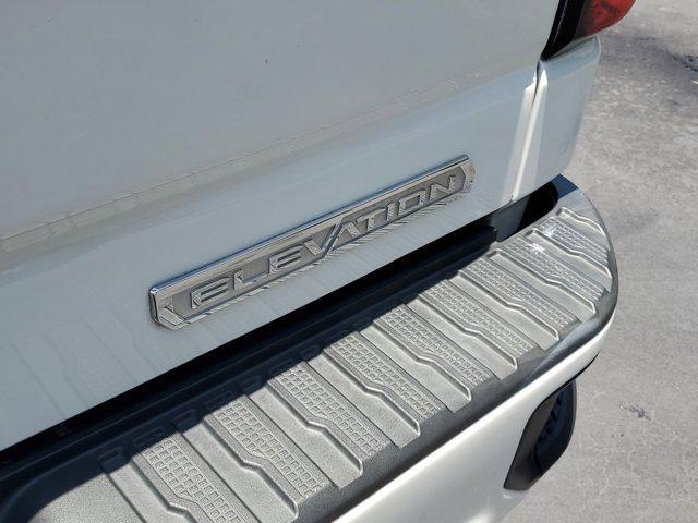 Photo of 2021 Summit White GMC Sierra 1500