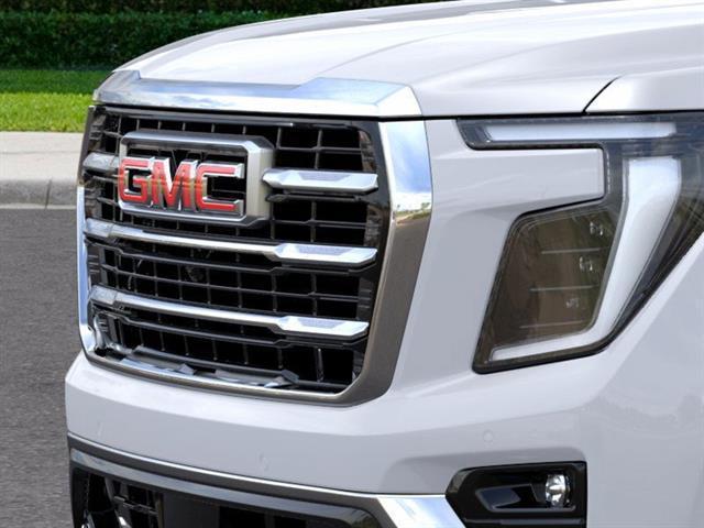Photo of 2025 Summit White GMC Yukon