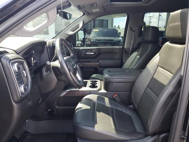 Photo of 2022 Onyx Black GMC Sierra 2500