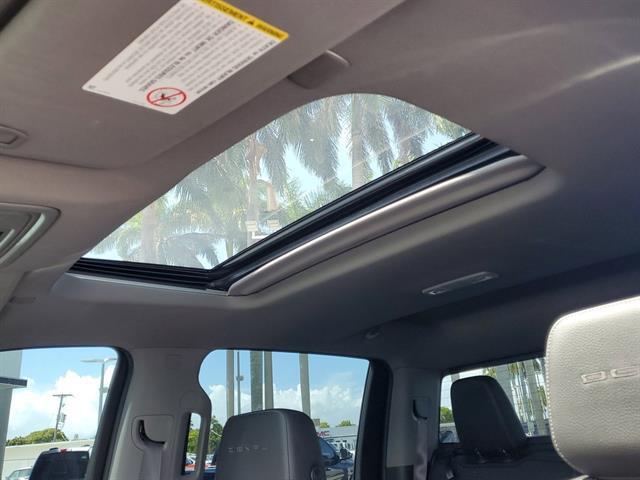 Photo of 2022 Onyx Black GMC Sierra 2500