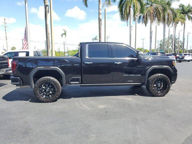 Photo of 2022 Onyx Black GMC Sierra 2500