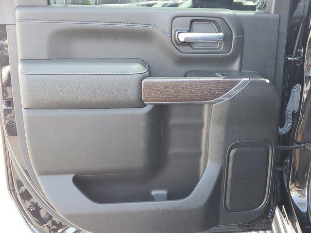Photo of 2022 Onyx Black GMC Sierra 2500