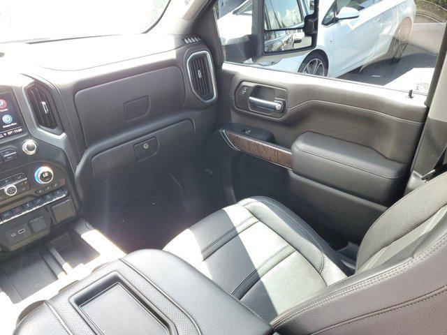 Photo of 2022 Onyx Black GMC Sierra 2500