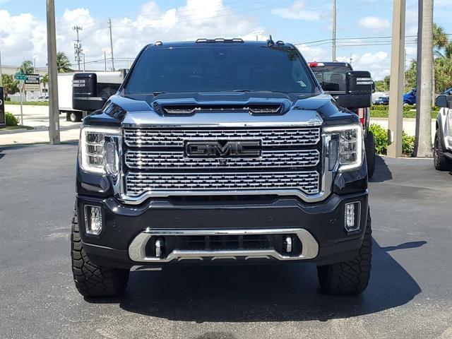 Photo of 2022 Onyx Black GMC Sierra 2500