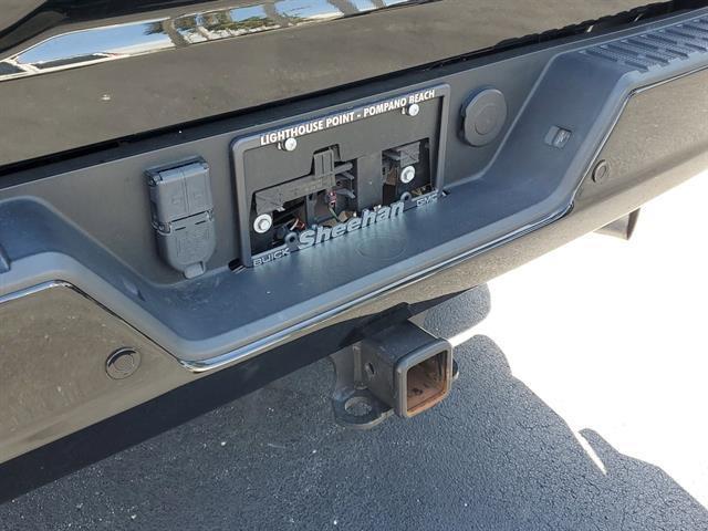 Photo of 2022 Onyx Black GMC Sierra 2500