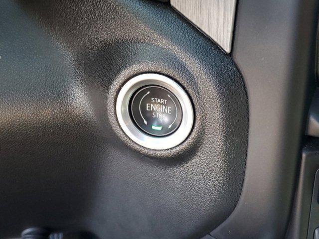 Photo of 2022 Onyx Black GMC Sierra 2500