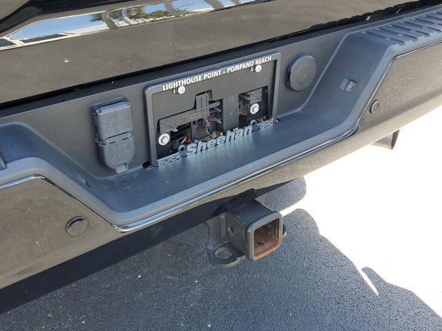 Photo of 2022 Onyx Black GMC Sierra 2500