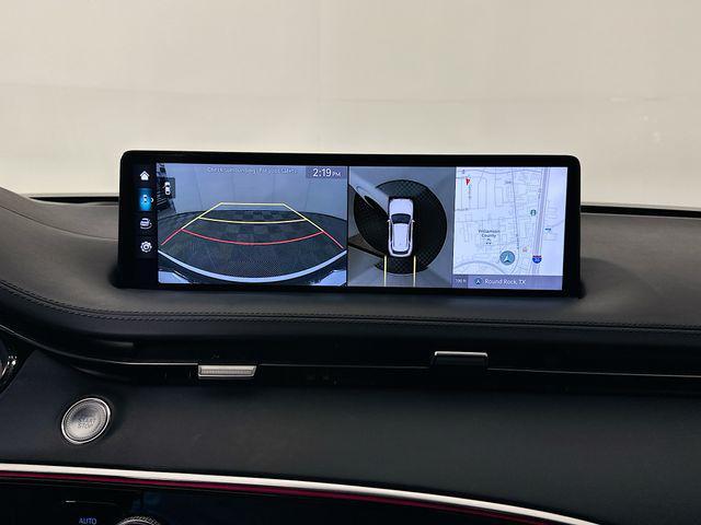 Photo of 2022 White Genesis GV70