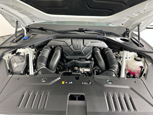 Photo of 2022 White Genesis GV70