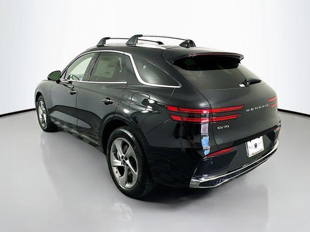 Photo of 2026 Vik Black Genesis GV70