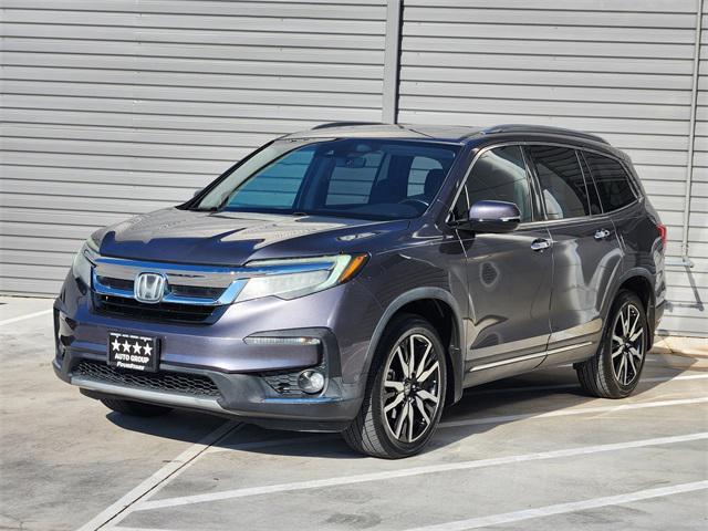Photo of 2019 Modern Steel Metallic Honda Pilot