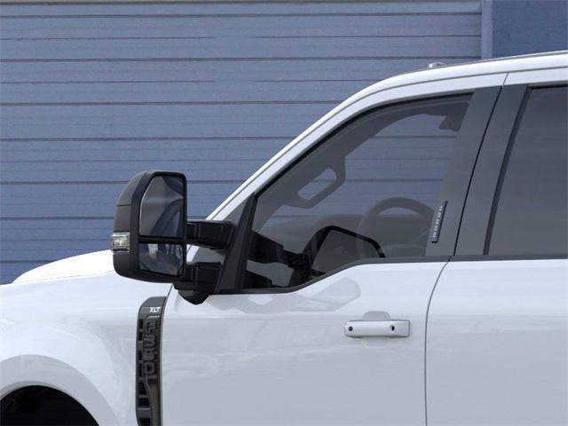 Photo of 2025 Oxford White Ford F-350