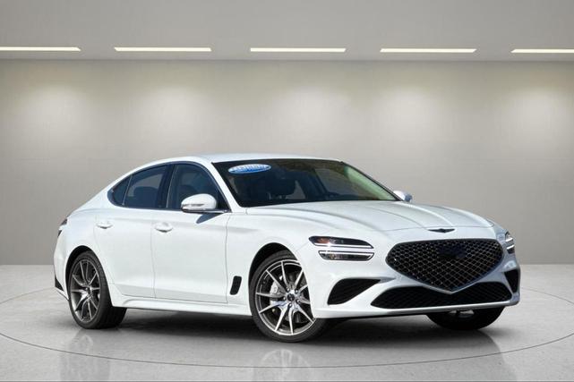 Photo of 2025 White Genesis G70