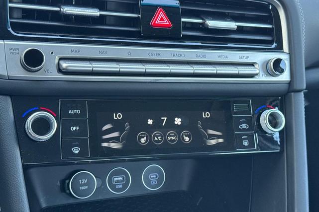Photo of 2025 White Genesis G70