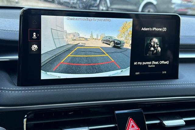 Photo of 2025 White Genesis G70