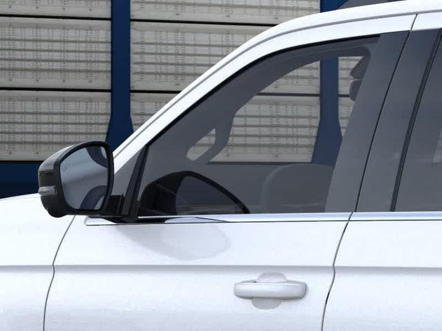 Photo of 2025 White Ford Expedition
