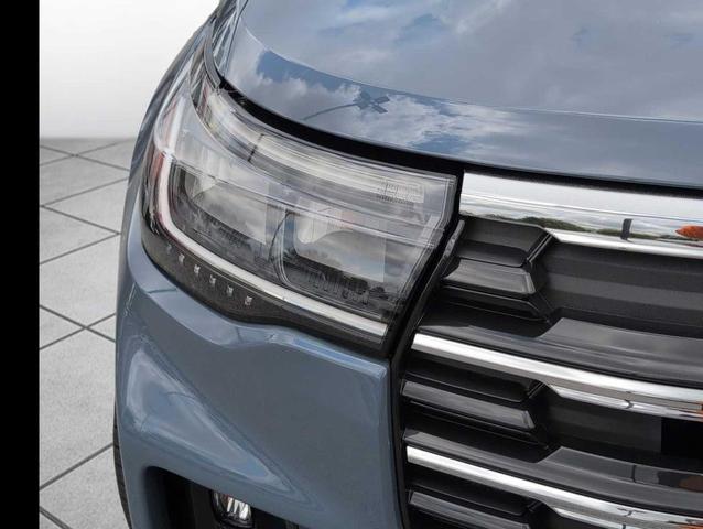 Photo of 2025 VAPOR BLUE Ford Explorer
