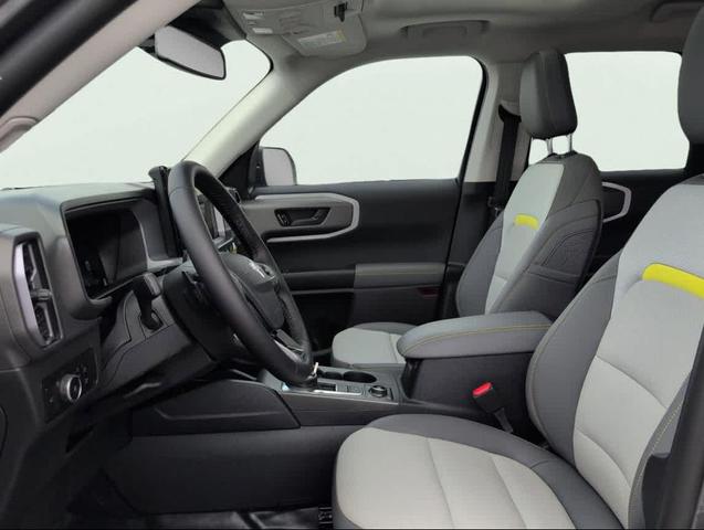 Photo of 2025 Oxford White Ford Bronco Sport