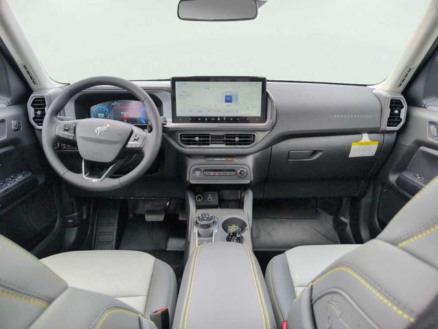 Photo of 2025 Oxford White Ford Bronco Sport