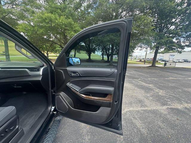 Photo of 2019 Black Chevrolet Tahoe