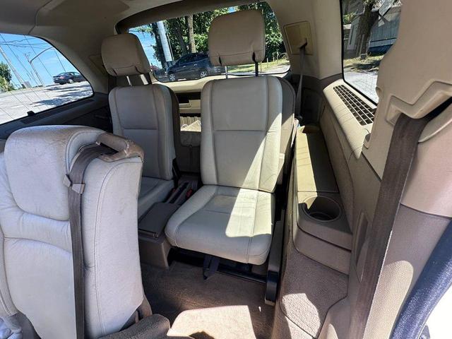 Photo of 2007 Ice White Volvo XC90