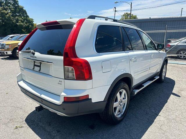 Photo of 2007 Ice White Volvo XC90