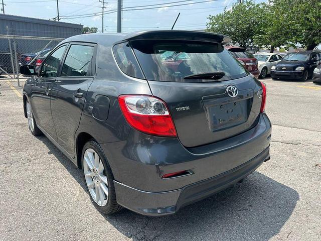Photo of 2009 Classic Silver Metallic Toyota Matrix