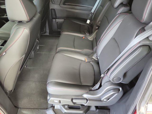 Photo of 2025 Radiant Red Metallic II Honda Odyssey