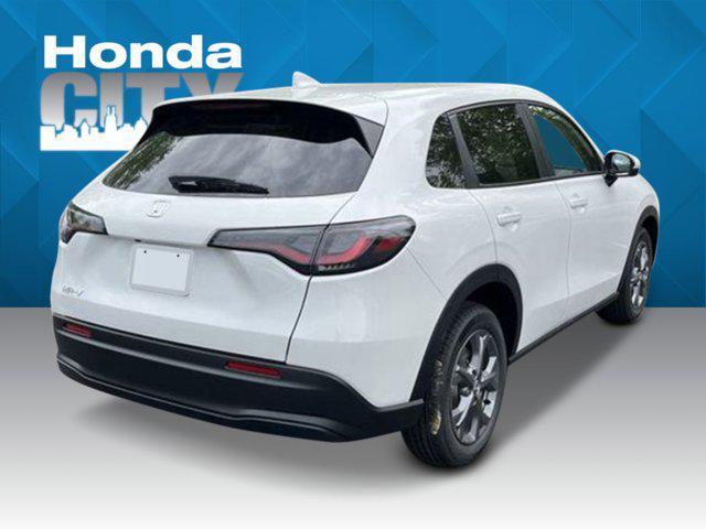 Photo of 2026 Platinum White Pearl Honda HR-V