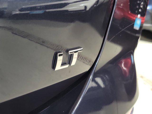 Photo of 2019 Storm Blue Metallic Chevrolet Equinox