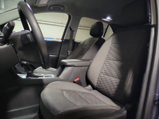 Photo of 2019 Storm Blue Metallic Chevrolet Equinox