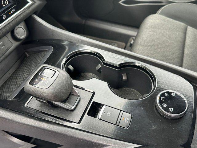 Photo of 2024 Super Black Nissan Rogue