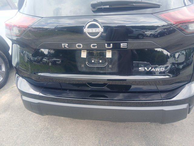 Photo of 2024 Super Black Nissan Rogue